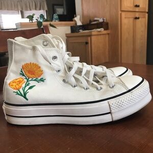 Platform embroidered converse